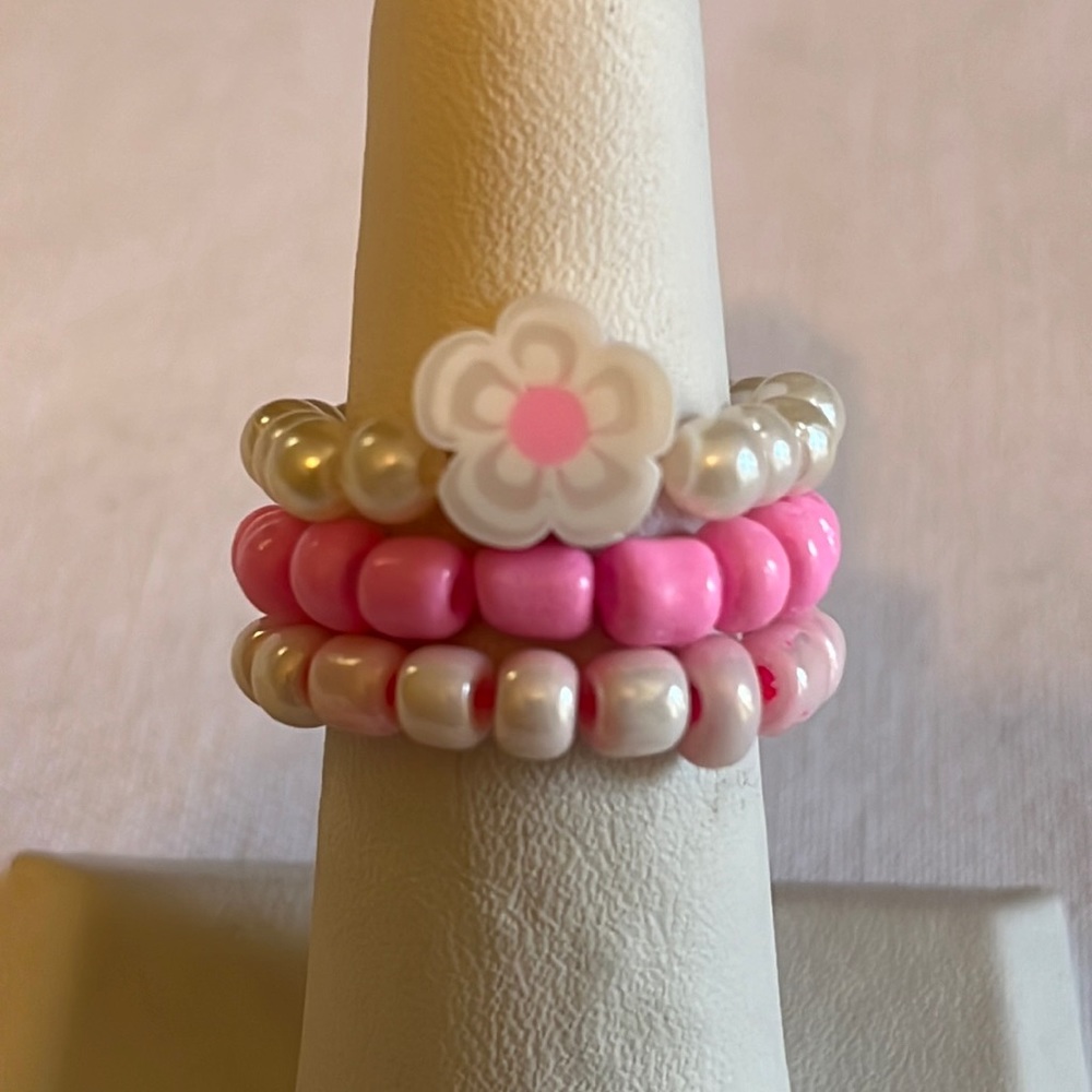 Handmade Pink & White Beaded Flower Ring Set, Stretchy